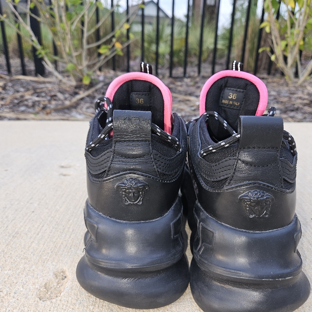 Versace Chain Reaction - Picture 6 of 7